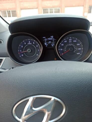 диски на зимнюю резину хендай элантра 2006: Hyundai Elantra sedan – tünd mavi rəng, aerodinamik kuzov və xrom ön — 3