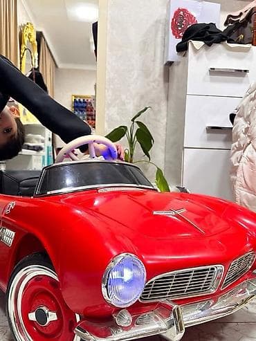 oyuncag masin: Uşaq üçün elektrikli ride-on maşın – klassik retro kabriolet dizaynı — 3