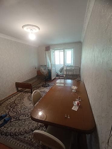 icare qaraj: Tələbə bəylər üçün 2 otaqlı mənzil. Təsvir: - Uzun, işıqlı otaq: 2 — 4