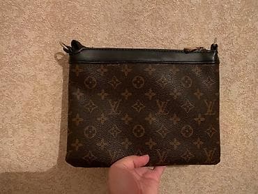 Klatç, Louis Vuitton, İşlənmiş