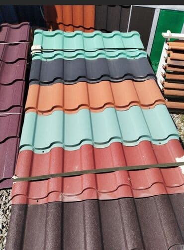 işlənmiş dəmir listlər: Fərqli rənglərdə metal kirəmit təklif olunur. Bu kirəmitlər dam örtüyü — 1
