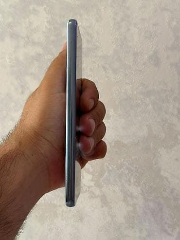 чехол samsung s: Samsung Galaxy A52s, цвет - Серебристый, Отпечаток пальца — 3