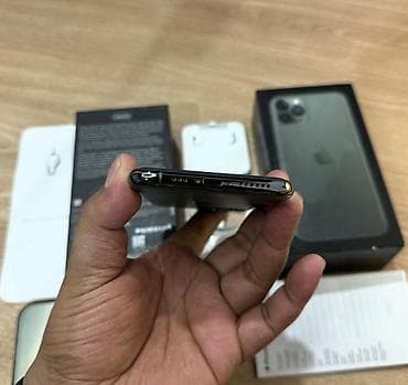 iphone 6 gəncə: IPhone 11 Pro, 256 GB, Matte Midnight Green, Zəmanət, Simsiz şarj, Face ID — 4