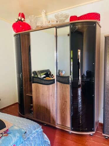 Kupe, 4 qapılı Düz dolab, Qarderob, paltar dolabı