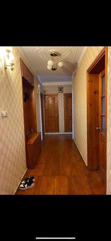 Mənzillərin satışı: Otag yoldasi xanim teleb olunur Metro-Nərimanov (2 dəqiqəlik məsafə) • — 2