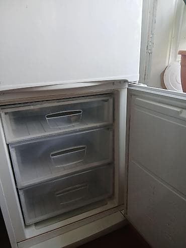 pitminutka satışı: 2 qapılı Indesit Soyuducu Satılır, rəng - Ağ — 2