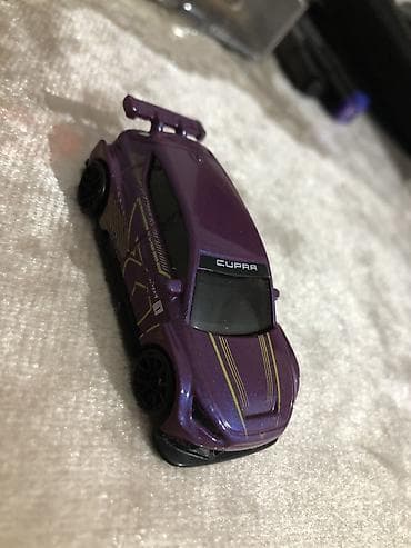 hot wheels supra: Məhsul: Miniatür maşın kolleksiyası + daşıma/qoruyucu vitrin qutuları — 5