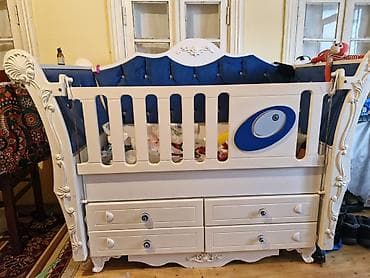 Oğlan və qız üçün, İşlənmiş, Dördbucaq, Beşik, Dəstsiz, Matrassız, Yellənmə mexanizm ilə