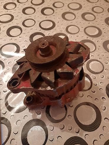 Avtomobil generatoru (alternator) - Mexaniki tip: kəmərlə fırlanan