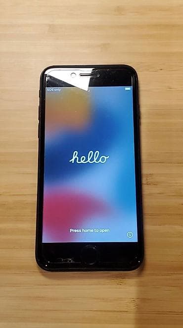 iphone 16 pro maz: IPhone 7, 32 GB, Qara, Barmaq izi — 1