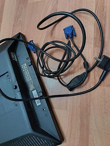 Dell LCD monitor Xüsusiyyətlər: - Ekran ölçüsü: təxminən 19–20 düym at lalafo.az Dell LCD monitor Xüsusiyyətlər: - Ekran ölçüsü: təxminən 19–20 düym