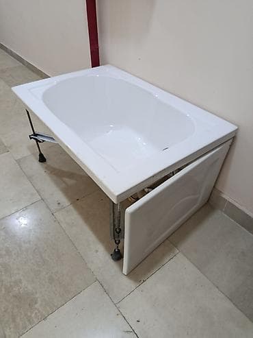 hamam ucun vannalar: Akril vanna – karkas və ön panel ilə - Material: parlaq ağ akril - — 1