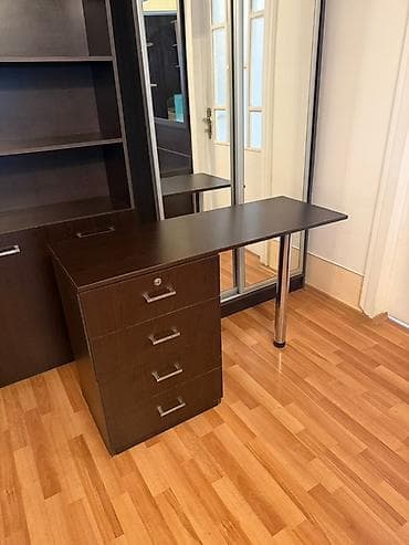 ev stulları: Kompüter masası, İşlənmiş, Açılmayan, Dördbucaq masa — 2