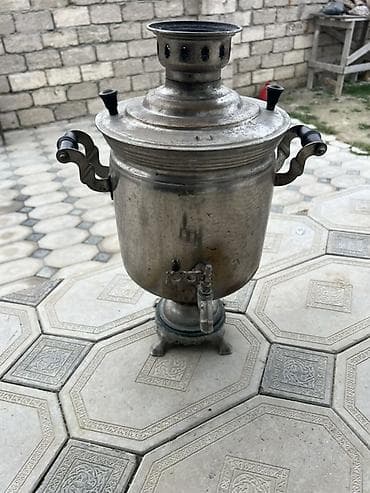 sma tunar: Klassik kömürlü/odunlu samovar - Material: metal gövdə, dekorativ — 1