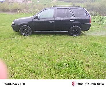 qatlanan guzgu: Volkswagen Polo: 1.8 l | 2005 il Universal — 3