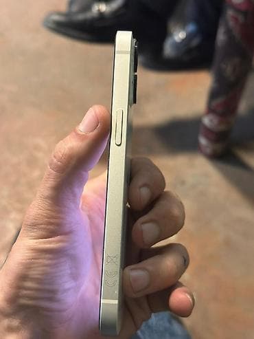 şəkil çıxaran: IPhone 13, Ağ — 3