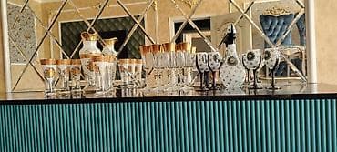 Iki dest krafinka 6 stakan bir dolca stakan birinda cat var 6 stakan — 2