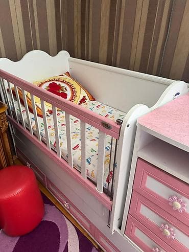 Oğlan və qız üçün, Dördbucaq, Beşik, Dəst ilə, Matras ilə, Yellənmə mexanizmsiz lalafo.az -da Oğlan və qız üçün, Dördbucaq, Beşik, Dəst ilə, Matras ilə, Yellənmə mexanizmsiz