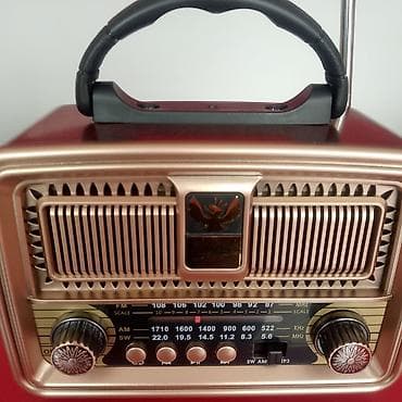 Retro üslublu portativ radio/musiqi pleyeri - Klassik dizaynlı
