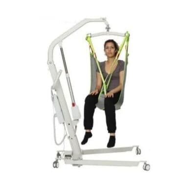 инвалидная коляска отдам даром: Ağ rəngli, təkərli, mobil xəstə qaldırıcı. Yüksəkliyi tənzimlənən qolu — 1