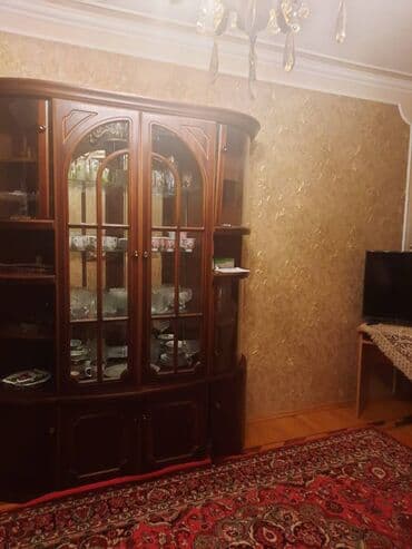 məhəmmədi kirayə: Əcəmi metrosunun 5 mertebeli binanın 3-ci mərtəbəsində yerləşən ümumi — 4