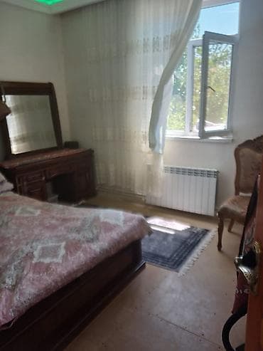 ev: Satılır 57.000 manata mebellı 6 otaqlı ev 2 ayrı ev cəmi bir yerdə — 4