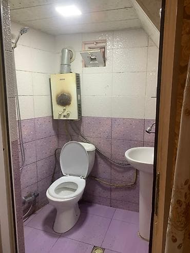 Otaqlar: (Nizami mertosunun yanı afdobus dayanacağı evin yanında) CASPİAN PLAZA — 8