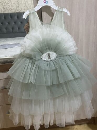 Donlar: 90 azn alınıb 1 dəfə geyinilib… 4-5 yaş — 2