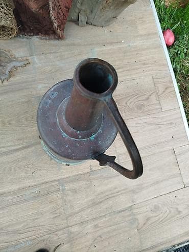 qab qaşiq: Məhsul: Mis su qabı / qədim ibri Təsvir: - Material: Bütöv misdən — 2