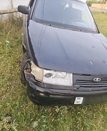 qapın: VAZ (LADA) 2110: 1.6 l | 2005 il 399485 km Sedan — 7