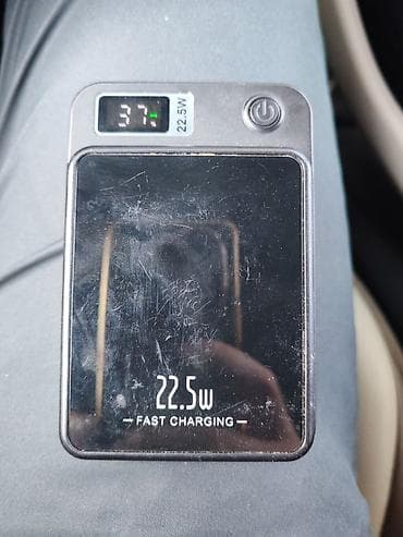 sim modem wifi: Maqnitli Simsiz Power Bank – 22.5W Sürətli Yükləmə Xüsusiyyətlər: - — 1