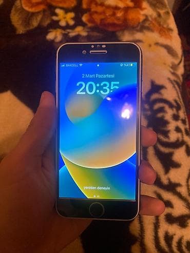 IPhone 8, Qara, Barmaq izi