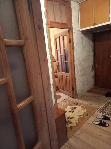 9 ci mikrorayon satilan evler: Bakı, 2 otaqlı, Köhnə tikili, 57 kv. m — 3