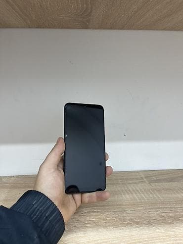 Samsung Galaxy A10, 32 GB, rəng - Qara, İki sim kartlı