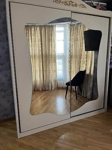 Ev və bağ: Ağ rəngli sürgülü qapılı şkaf-garderob - Korpus: möhkəm MDF/laminat — 1