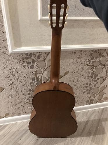 ucuz gitara: Klassik akustik gitara - Korpus: təbii ağac, klassik rezonans deşiyi — 4