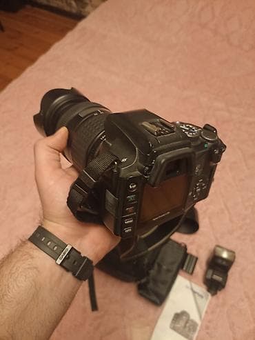 Olympus E-500 DSLR fotoaparat dəsti Komplekt: - Olympus E-500 korpus — 2