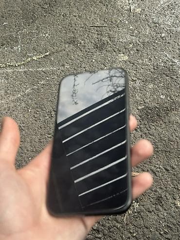 iphone 13 mini qiyməti: IPhone 15, Qara — 10