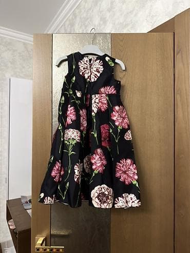 fialka gülü: Don, Ziyafət, 4 - 5 yaş — 2