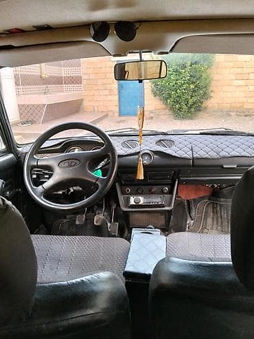 sam diskler: VAZ 2106 – klassik sedan - Kuzov: ağ rəng, 4 qapı, xrom detallı — 8