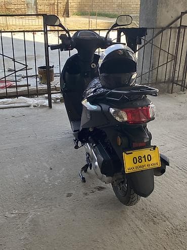 10 lt 663: - zigzag, 50 sm3, 2024 il, 2300 km — 2