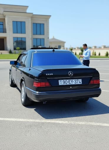 Mercedes-Benz E 220: 2.2 l | 1992 il Sedan lalafo.az -da Mercedes-Benz E 220: 2.2 l | 1992 il Sedan