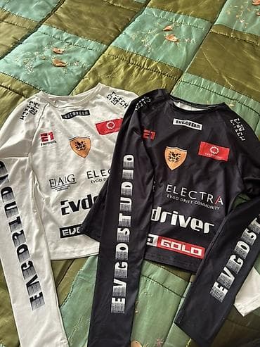 Futbolkalar: EVGO Drift Community temalı uzunqollu idman köynəkləri - Modellər: ağ — 1