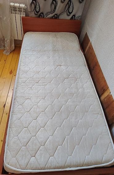 İşlənmiş, Təknəfərlik çarpayı, Bazasız, Matras ilə, Siyirməsiz, Rusiya