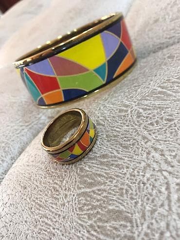 tek das uzukler: Rəngarəng bəzəkli qolbaq və üzük seti - Tərkib: metal əsas, parlaq — 1