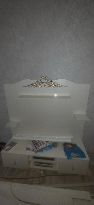 kamod: Komod, TV altlığı — 4