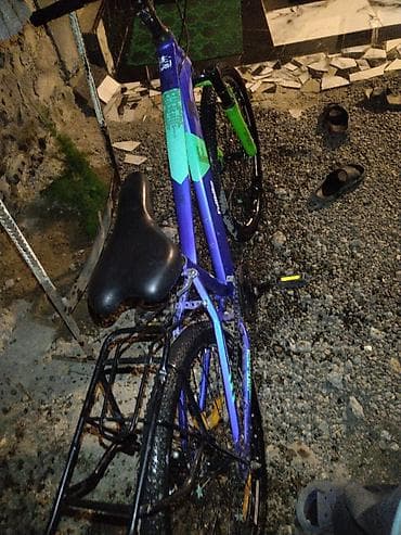 cross velosiped: Velosiped – dağ tipli, yüngül alüminium/kəskin xəttli gövdə. Rəng — 4