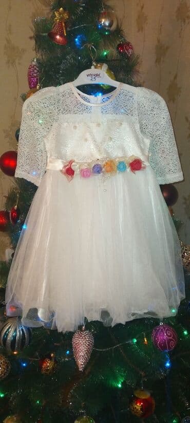 don şekilleri: Donıar birdəfə geynilib, təzə kimidir, güllü 5,6 yaşa, digəri isə 2,3 — 1