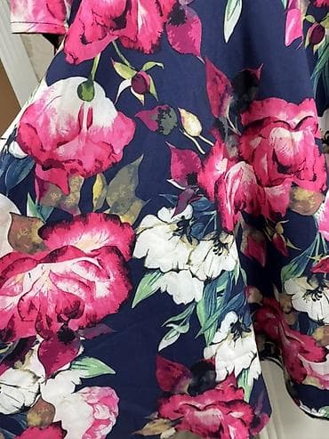 gozel donlar: Qadın donu – çiçək naxışlı - Rəng və dizayn: Tünd göy fon üzərində — 2