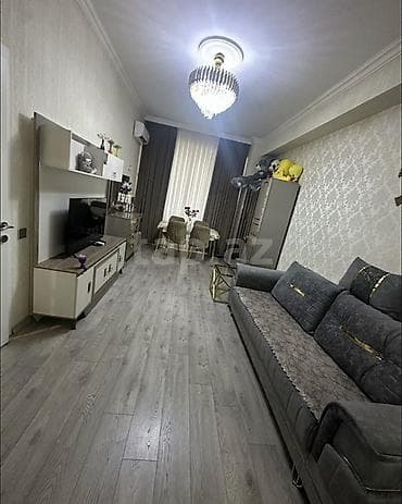 Mənzilin təsviri: - Plan: 2 otaqlı, ayrılıqda geniş qonaq otağı və